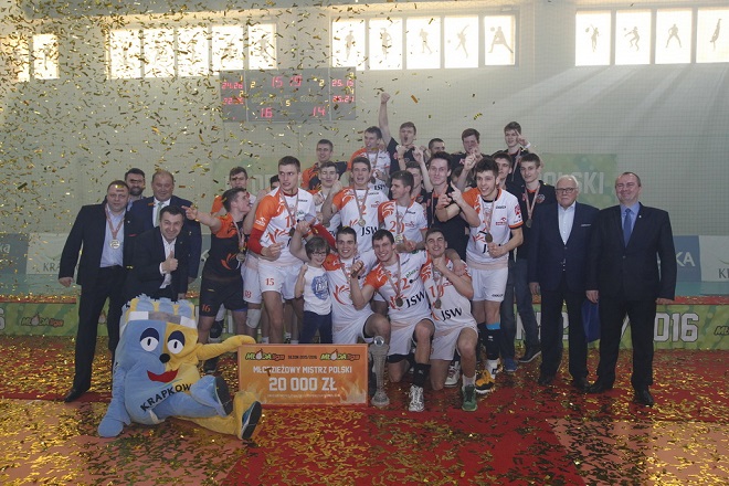 Jastrzębski Węgiel zwyciężył w rozgrywkach Młodej Ligi pokonując w niezwykle emocjonjącym finale zespół z Radomia